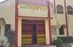 आयुक्त के घर के पास छात्रावास में हो रही रैगिंग