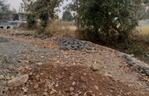 40 फिट के नाले को कॉलोनाइजरों के सिंडिकेट ने कर दिया 10 फिट का