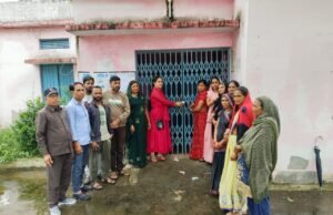 बोहनाखेरी पंचायत भवन में पंचों ने जड़ा ताला