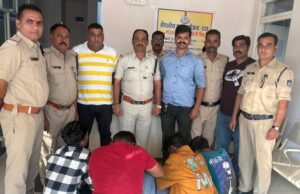 डकैती की योजना बना रहे आरोपी पुलिस के हत्थे चढ़े