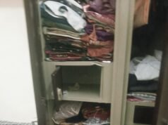 दिनदहाड़े लाखों की चोरी, पुलिस सोती रही