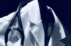 “बच्चों के नाम पर डर का कारोबार !